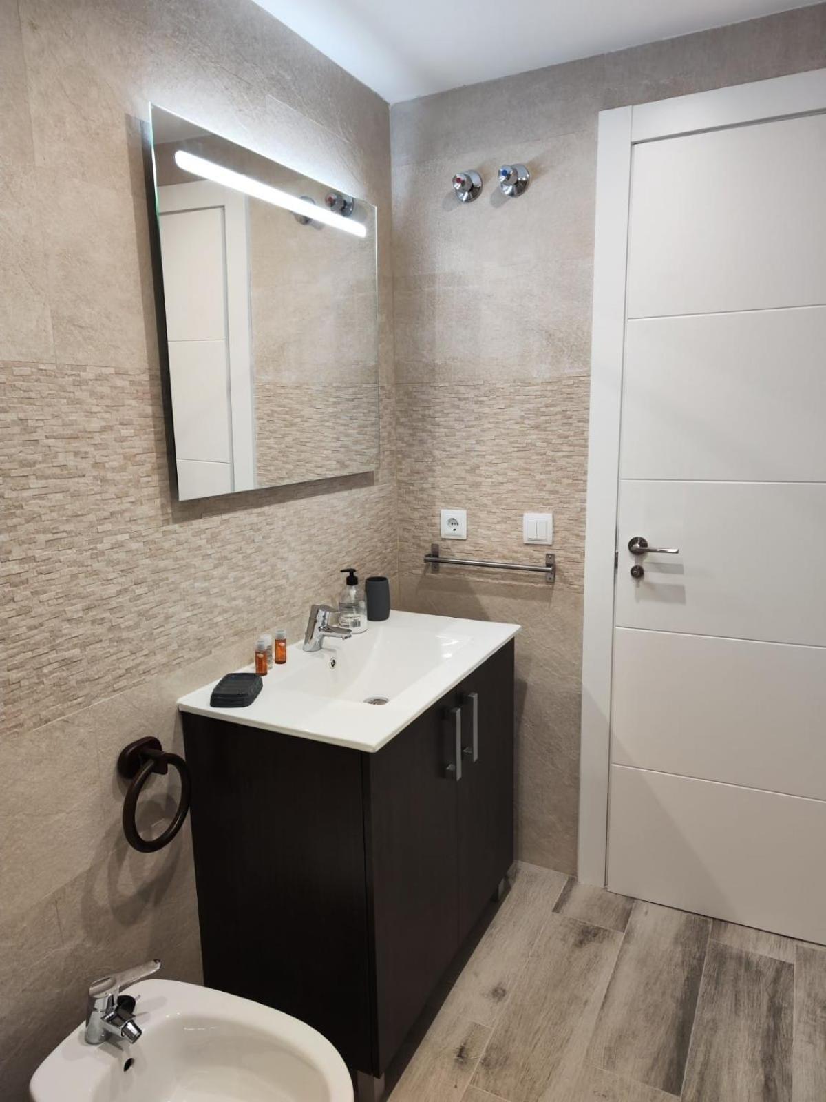 Apartamento Cumbre Loix, Con Parking Privado Y Wifi Gratis Бенидорм Экстерьер фото